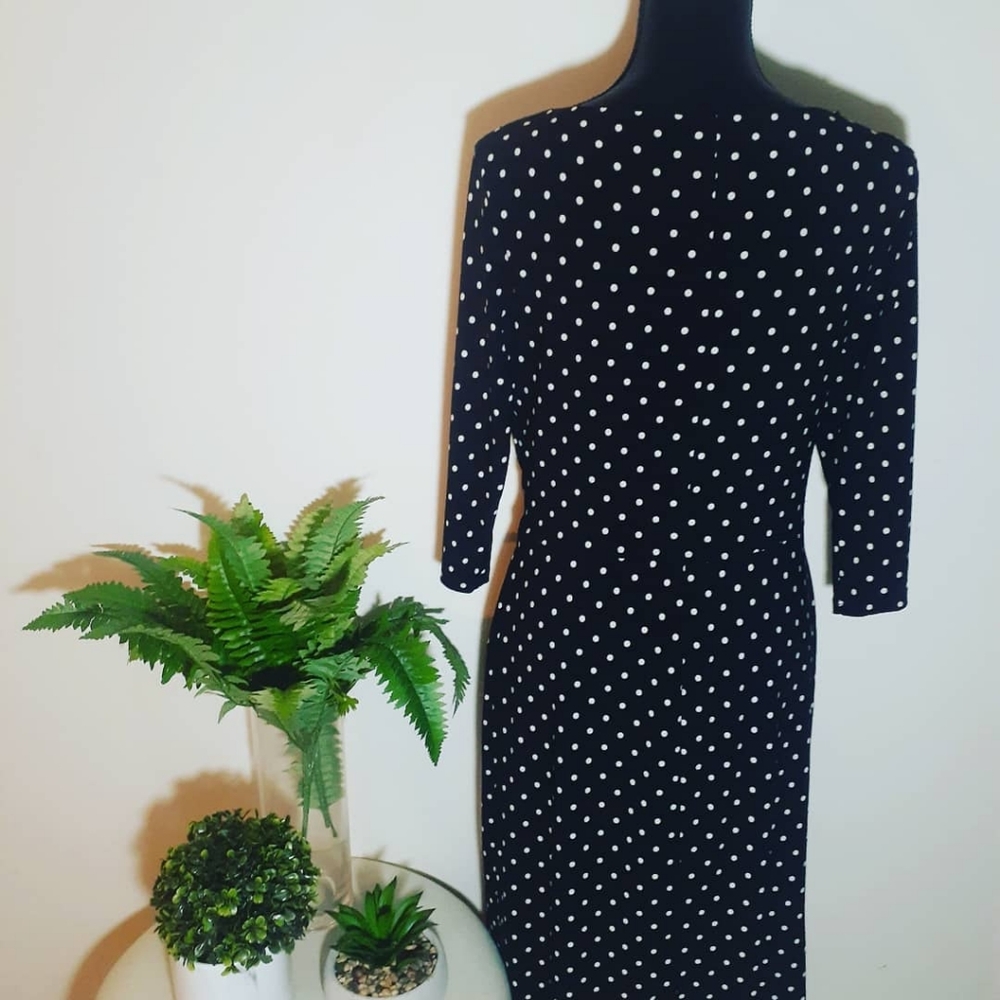 Dress - Picture 2 of 3